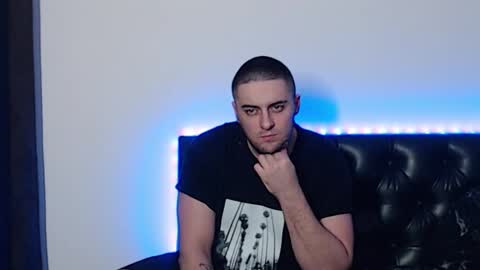 Snapshot of _joni_new_ chatting on 10-23-25, 03:28 Joni online show from 10-23-25, 03:28