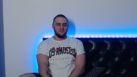 Snapshot of _joni_new_ chatting on 11-04-25, 02:54 Joni online show from 11-04-25, 02:54