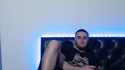 Snapshot of _joni_new_ chatting on 11-10-25, 03:44 Joni online show from 11-10-25, 03:44