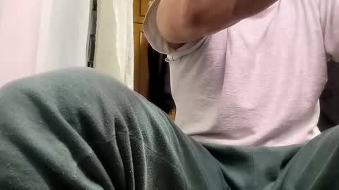 Snapshot of _julian_69 chatting on 12-29-24, 07:53 Jonnhy online show from 12-29-24, 07:53