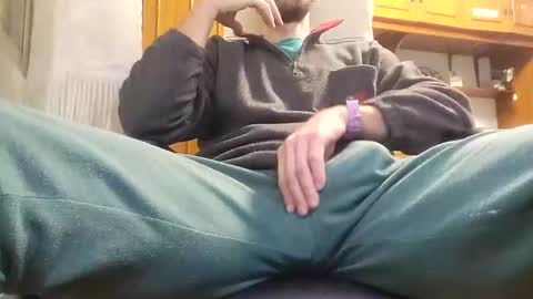 Snapshot of _julian_69 chatting on 01-02-25, 08:24 Jonnhy online show from 01-02-25, 08:24