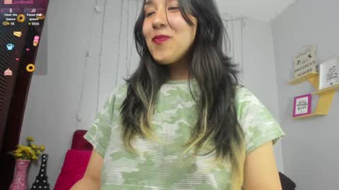 Snapshot of _julieta_love chatting on 01-22-25, 11:21 julieta online show from 01-22-25, 11:21