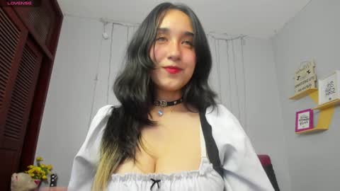 Snapshot of _julieta_love chatting on 01-29-25, 08:46 julieta online show from 01-29-25, 08:46
