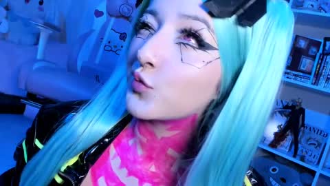 Snapshot of _julyana_ chatting on 02-09-25, 01:46 JULIANA online show from 02-09-25, 01:46