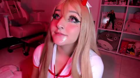 Snapshot of _julyana_ chatting on 02-23-25, 05:07 JULIANA online show from 02-23-25, 05:07