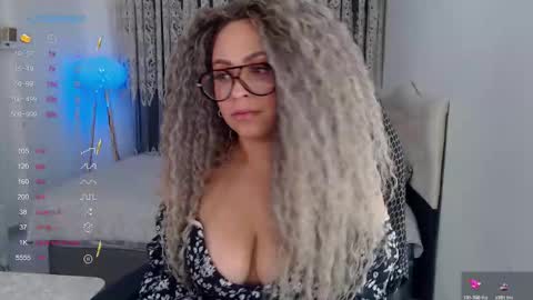 _just_a_queen_3 online show from 11-03-25, 10:49