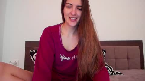 _just_a_simple_girl online show from 12-12-24, 10:56