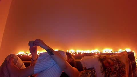 _just_a_simple_girl online show from 01-05-25, 06:56