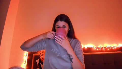 _just_a_simple_girl online show from 02-04-25, 11:05