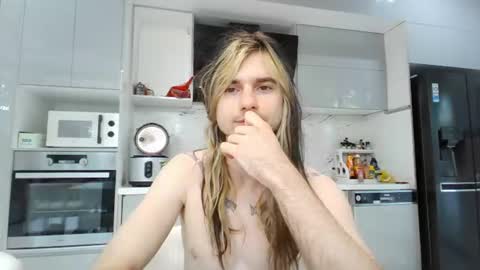 My song  -  online show from 06-30-26, 12:44