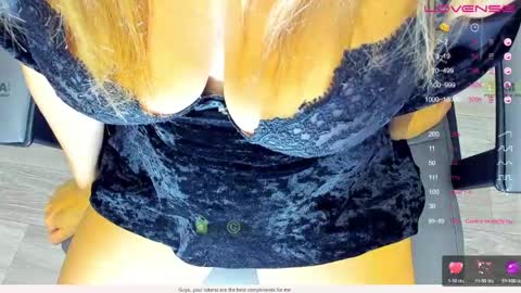 _justcallme_ online show from 06-01-26, 09:27