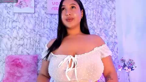 Snapshot of _karenestrada_ chatting on 04-28-26, 02:27 Karen online show from 04-28-26, 02:27