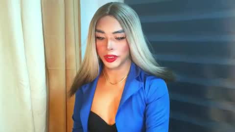 _karie_ online show from 05-06-26, 05:40