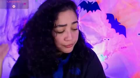 Snapshot of _kat_1 chatting on 10-21-25, 01:17 online show from 10-21-25, 01:17