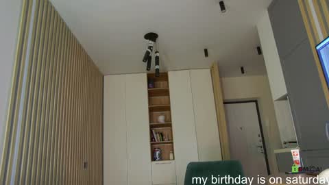 Snapshot of _kateline_ chatting on 12-14-24, 02:31 Kate online show from 12-14-24, 02:31