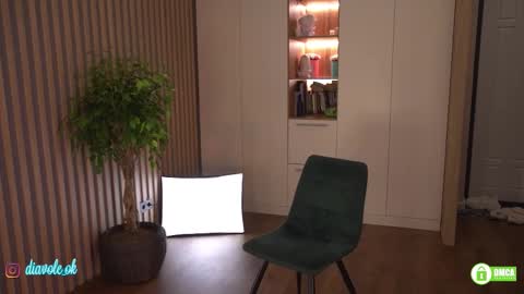 Snapshot of _kateline_ chatting on 09-21-25, 03:24 Kate online show from 09-21-25, 03:24