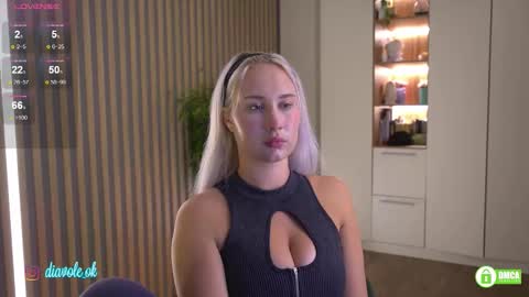 Snapshot of _kateline_ chatting on 10-01-25, 03:07 Kate online show from 10-01-25, 03:07