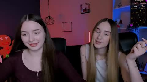 _kellykitten_ online show from 12-20-25, 10:44