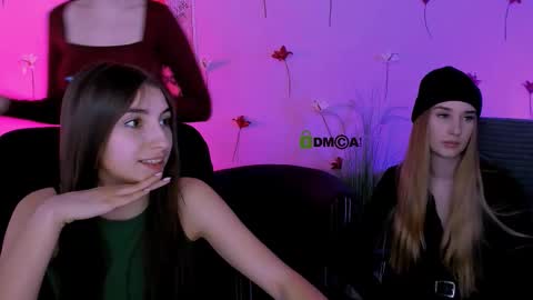 _kellykitten_ online show from 03-20-26, 10:09