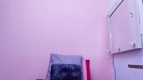 Kendall online show from 10-03-25, 12:02