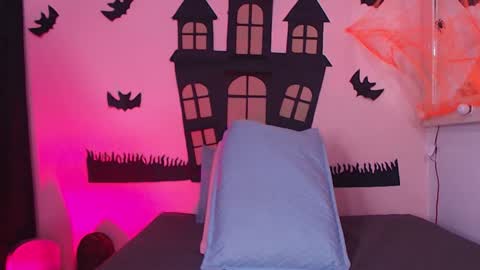 Kendall online show from 10-15-25, 11:54