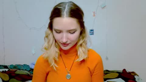 _kikiclark_ online show from 10-02-25, 09:00