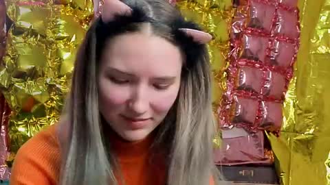 Snapshot of _kikiclark_ chatting on 04-22-26, 08:21 _kikiclark_ online show from 04-22-26, 08:21