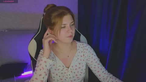 Molly   Emily online show from 10-15-25, 06:41