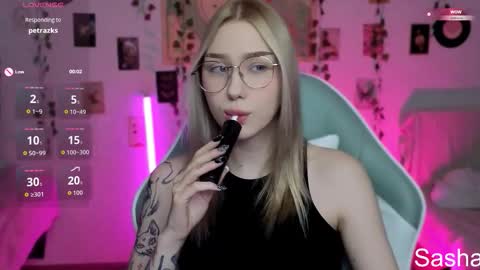 Snapshot of _kitekat_ chatting on 11-07-25, 11:32 _kitekat_ online show from 11-07-25, 11:32