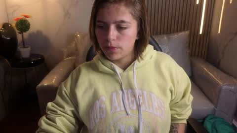 Snapshot of _kitten_1 chatting on 04-29-26, 02:59 _kitten_1 online show from 04-29-26, 02:59