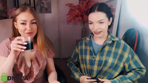 Snapshot of _kittyboo chatting on 02-06-25, 01:32 Aleksa online show from 02-06-25, 01:32