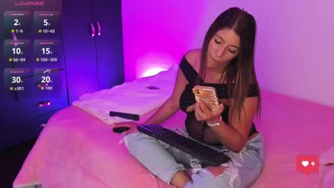  kloee  online show from 09-11-25, 09:15