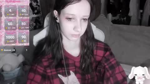  kuro  online show from 03-08-26, 07:45