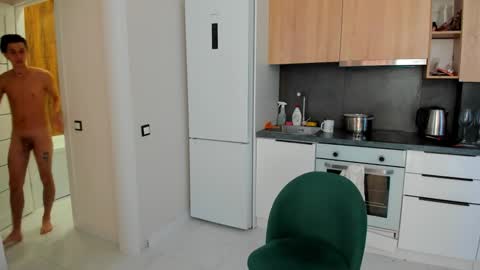 Kurt online show from 09-20-25, 04:35