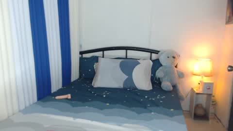 Kylie online show from 02-10-25, 07:26