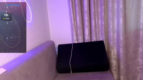 Snapshot of _kylle_ chatting on 06-25-26, 06:56 _kylle_ online show from 06-25-26, 06:56