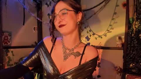 Lady Luna online show from 09-27-25, 12:26