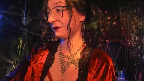 Snapshot of _lady_luna_ chatting on 02-15-26, 11:12 Lady Luna online show from 02-15-26, 11:12