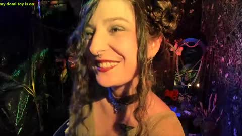 Lady Luna online show from 04-26-26, 08:06