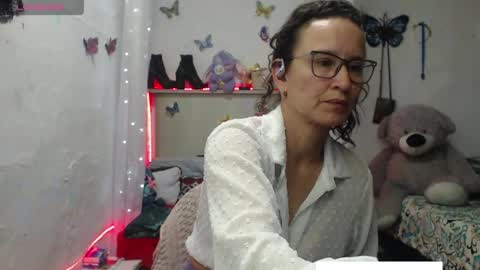 SANDRA online show from 05-05-26, 04:31