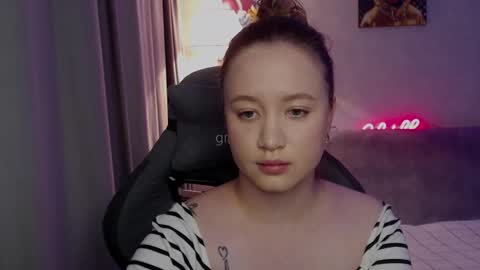 _lalune_ online show from 10-11-25, 08:46