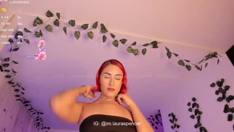 Snapshot of _lauraspencer_ chatting on 01-18-25, 11:44 Laura online show from 01-18-25, 11:44