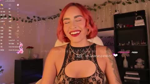 Snapshot of _lauraspencer_ chatting on 09-16-25, 06:14 Laura online show from 09-16-25, 06:14