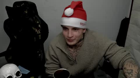 Layne online show from 12-31-24, 05:33