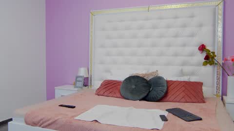 Lena Paul online show from 01-07-25, 06:24