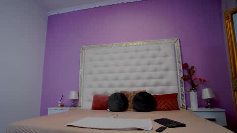 Lena Paul online show from 09-15-25, 04:01