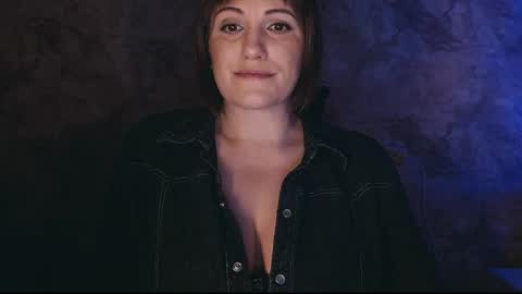 Letty online show from 02-28-25, 03:15