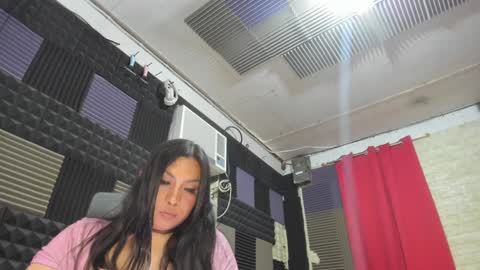 lexie online show from 01-04-25, 07:24