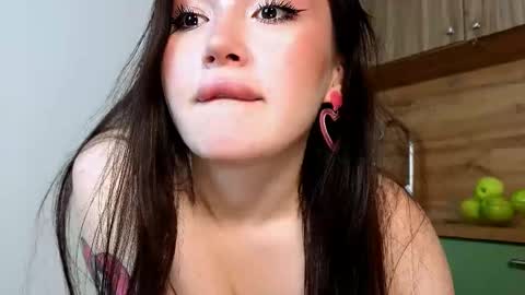 _lexie_rivers_ online show from 10-20-25, 03:18