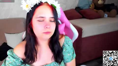 Snapshot of _lexii_pop chatting on 09-27-25, 02:05 Im Alis 3 online show from 09-27-25, 02:05